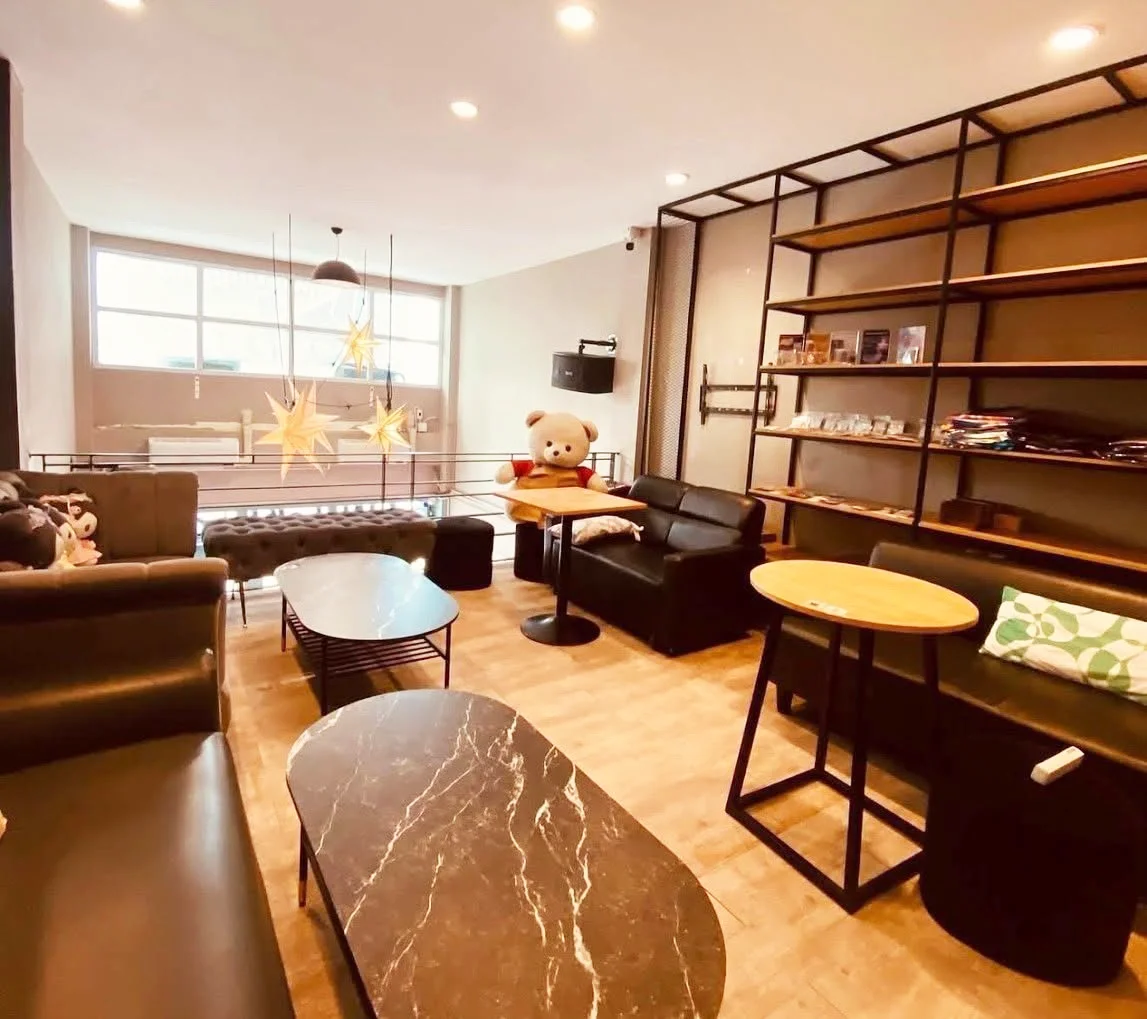 เซ้งคาเฟ่ & Working Space นวมินทร์ อาคารพาณิชย์ 3 ชั้น พร้อมห้องประชุมและอุปกรณ์ · ภาพย่อ 3
