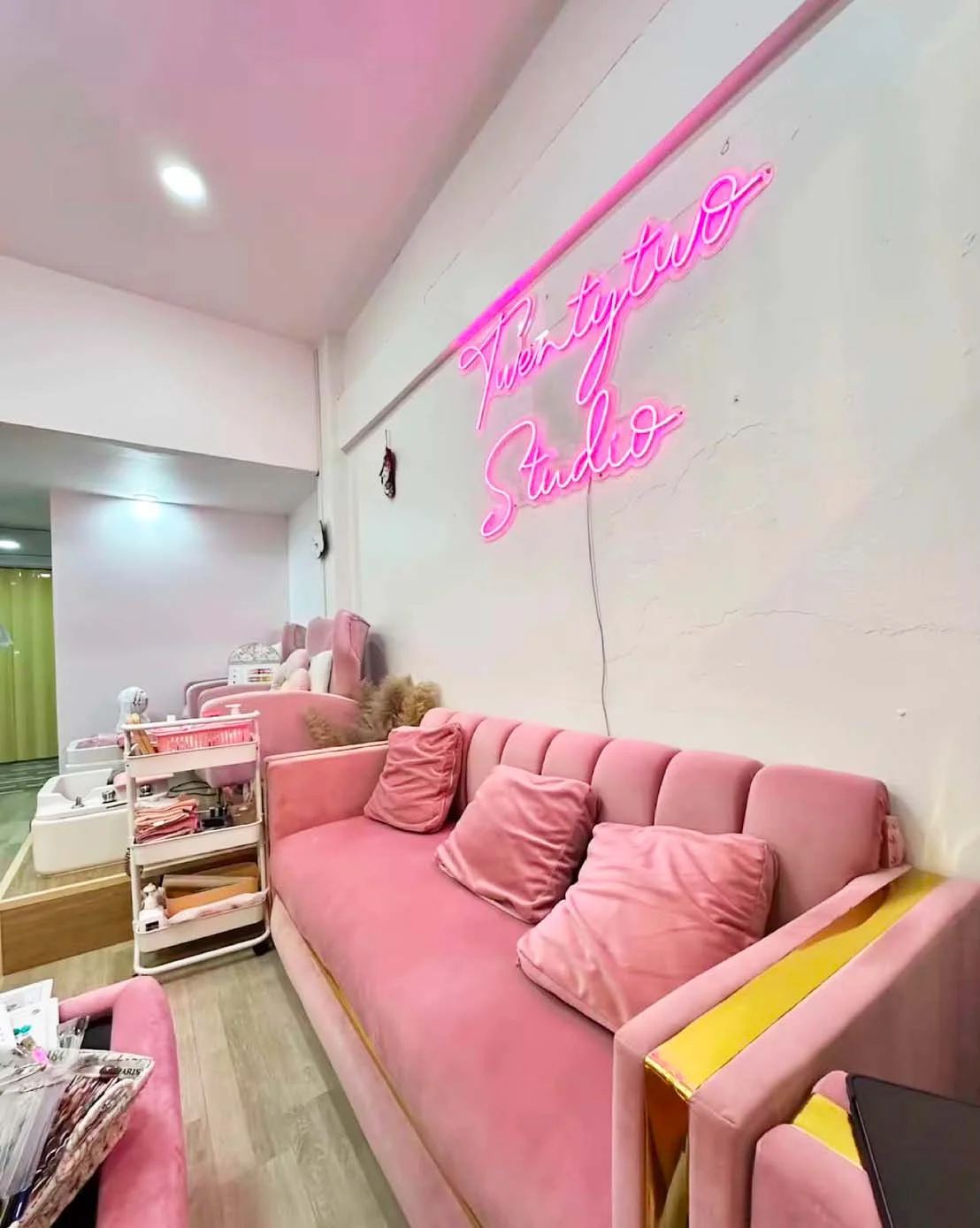 เซ้งร้านทำเล็บอาคาร 4 ชั้น  ใกล้ MRT เตาปูน กรุงเทพมหานคร · ภาพย่อ 1