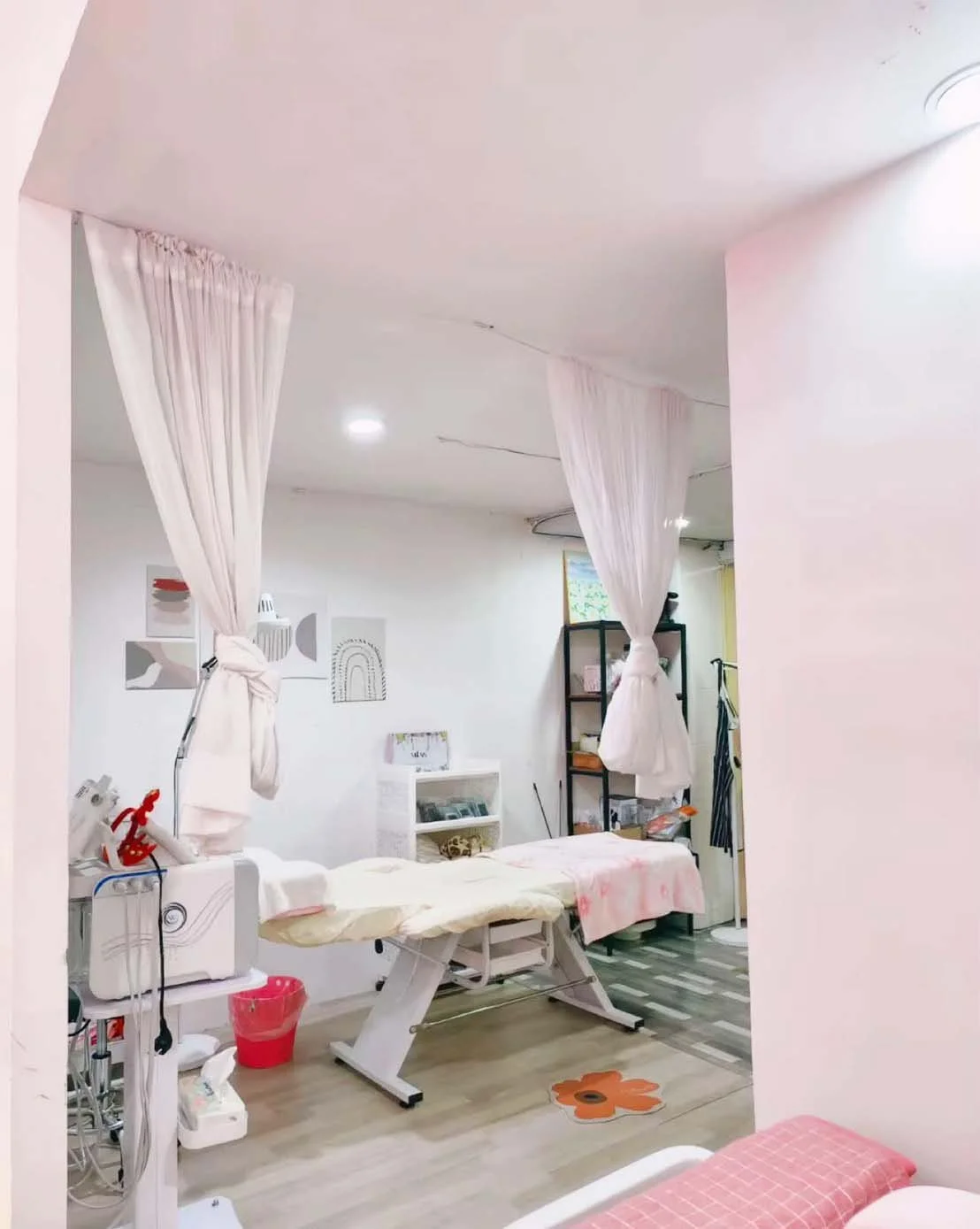 เซ้งร้านทำเล็บอาคาร 4 ชั้น  ใกล้ MRT เตาปูน กรุงเทพมหานคร · ภาพย่อ 2