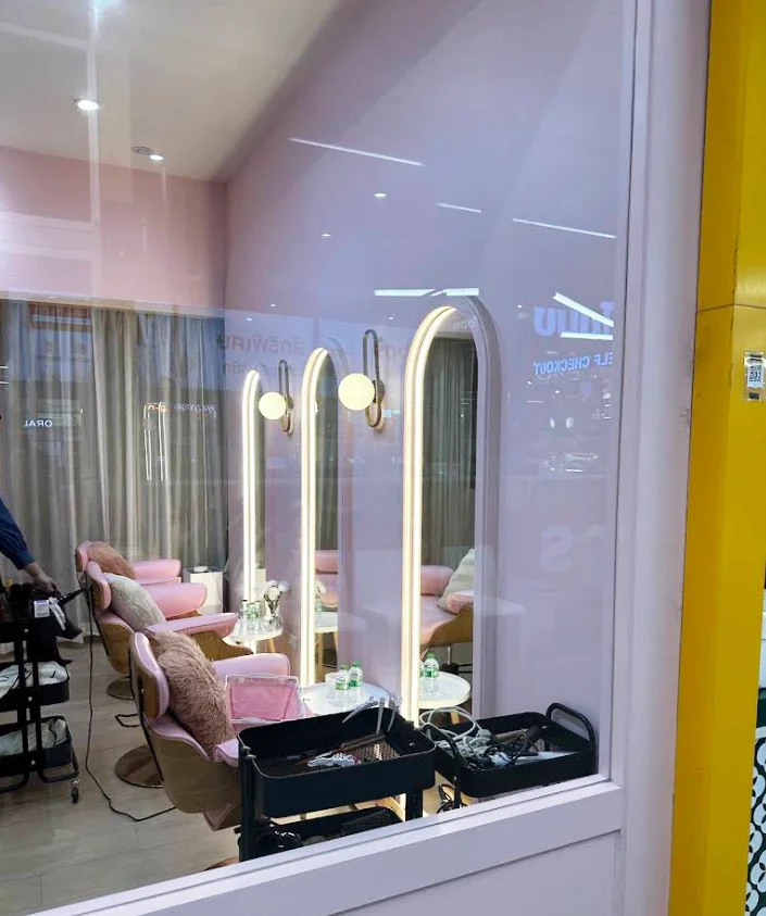 เซ้งร้านเสริมสวย สาขานาคนิวาส ลาดพร้าว 71 ใน Tops Supermarket พร้อมอุปกรณ์ · ภาพย่อ 2