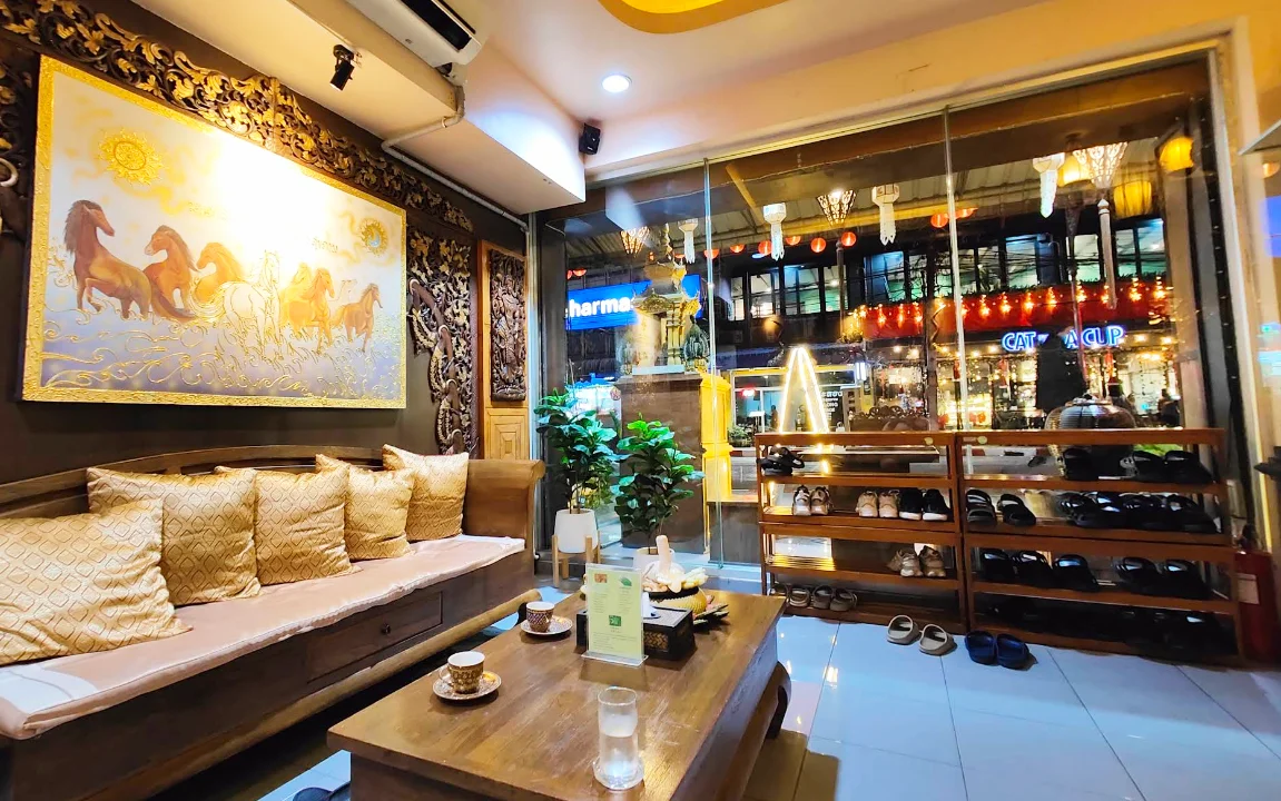 เซ้งร้านนวดอาคาร 3 ชั้น พร้อมอุปกรณ์ หน้า Night Bazaar เชียงราย · ภาพย่อ 3
