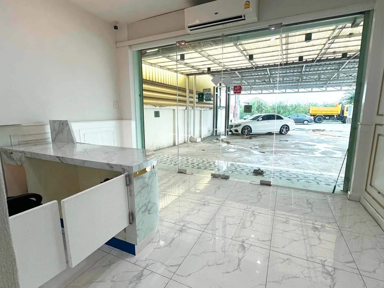 ให้เช่าพื้นที่คลินิกเวชกรรม บางกรวย–บางใหญ่ นนทบุรี พื้นที่ 252.65 ตร.ม. พร้อมตกแต่ง · ภาพย่อ 1