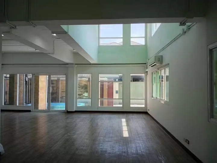 🔥 โฮมออฟฟิศ 4 ชั้นให้เช่า | On Nut 66, Prawet, Bangkok | ใกล้รถไฟฟ้าและซีคอนสแควร์  🏢 Home Office for Rent · ภาพย่อ 2