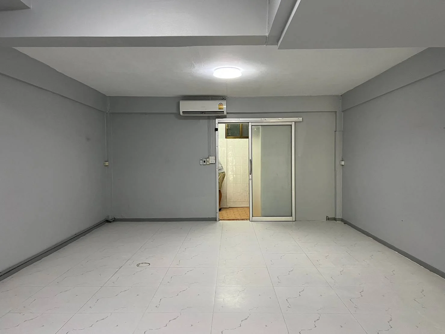 🔥 บ้าน 2 ชั้นให้เช่า | เอกมัย 12 | ปรับปรุงใหม่ | จดทะเบียนบริษัทได้  🏠 House for Rent | ใจกลางเมือง | เหมาะสำหรับพักอาศัยหรือทำสำนักงาน · ภาพย่อ 4